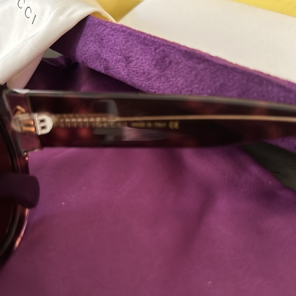 Gucci Sunglasses 🕶️ - Picture 5 of 5
